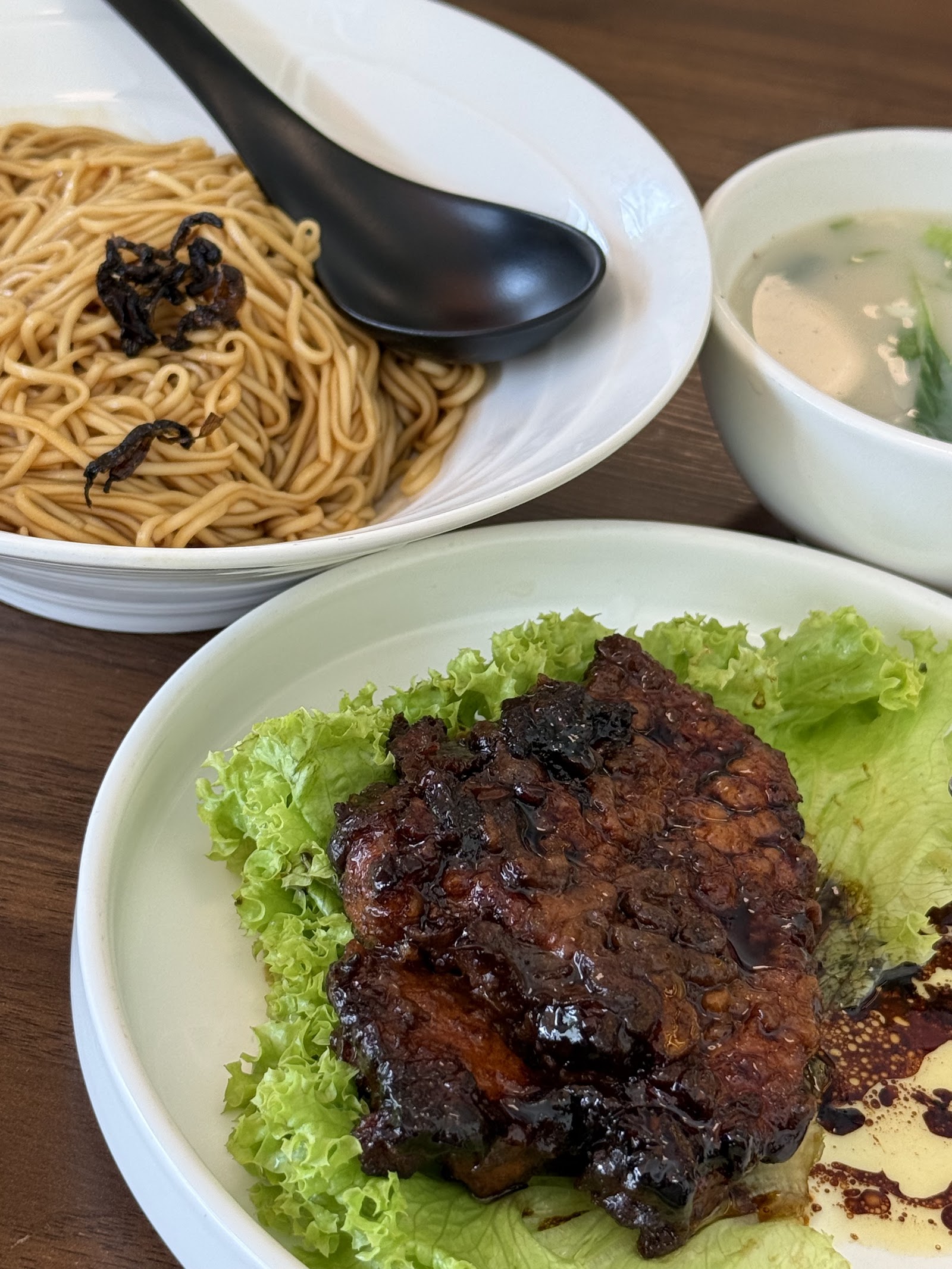 香酥梅花肉 CRISPY FRIED PORK COLLAR